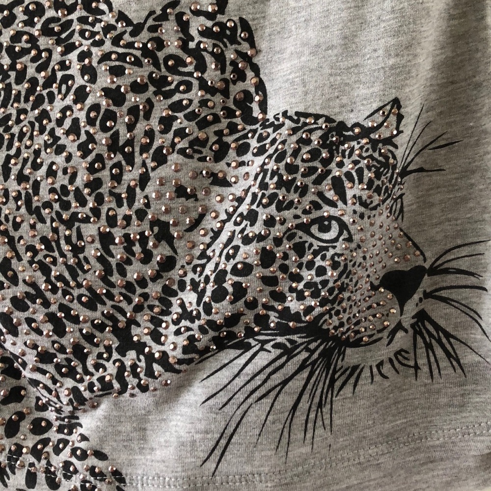 Romeo & Juliet Couture rhinestone jaguar print top